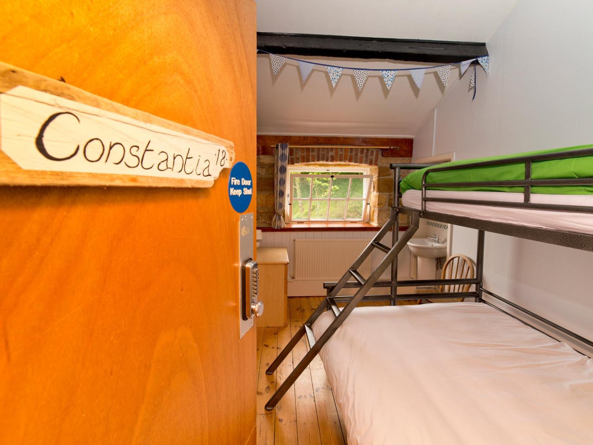 Auberge de jeunesse Yha Boggle Hole à Fylingthorpe Extérieur photo